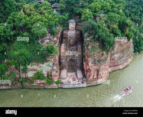 樂山睡佛怎麼看 且談夢幻與現實